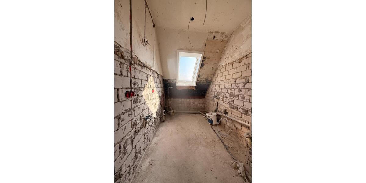 Dachgeschoßwohnung Weyhe - 3 Zimmer, 73 m&sup2;, 680&euro; | Angebot:25903011