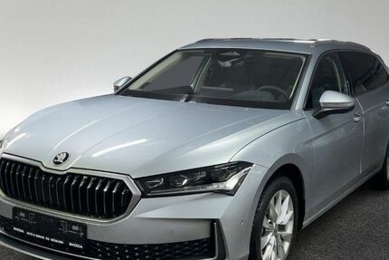 Skoda Superb 6.500 km 46.960 &euro; München 80687