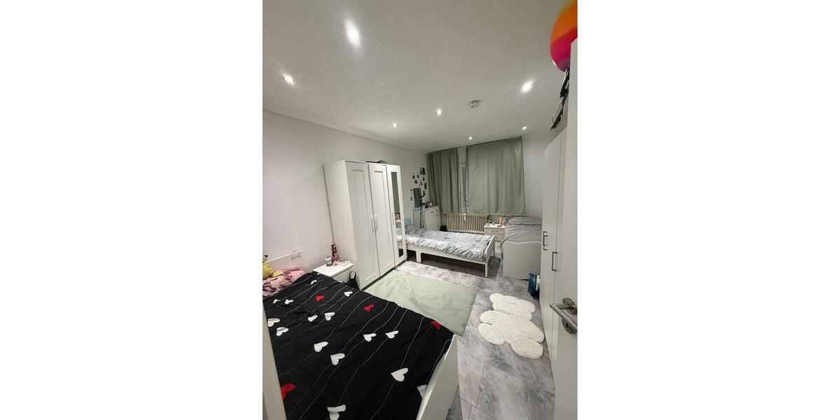 Etagenwohnung Gifhorn - 3 Zimmer, 83 m&sup2;, 140.000&euro; | Angebot:27077477