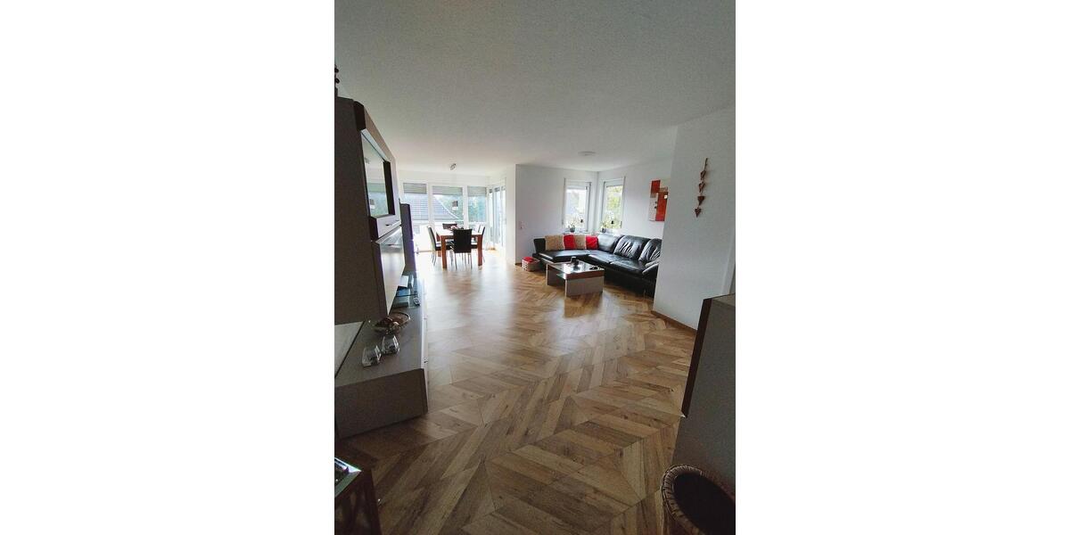 Erdgeschoßwohnung Ebersbach an der Fils - 3.5 Zimmer, 83 m&sup2;, 1.000&euro; | Angebot:25046332