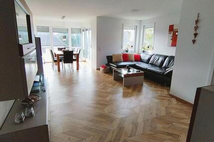 Wohnung Ebersbach an der Fils - 3.5 Zimmer, 83 m&sup2;, 1.000&euro; | Angebot:25046332
