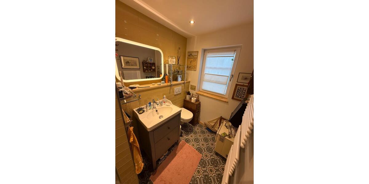 Einfamilienhaus Eisenach - 3 Zimmer, 100 m&sup2;, 1.000&euro; | Angebot:24764335