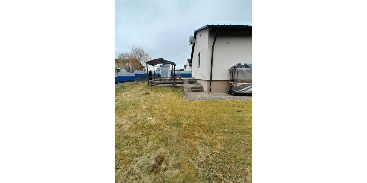 Einfamilienhaus Tröstau - 4 Zimmer, 100 m&sup2;, 300.000&euro; | Angebot:26702403