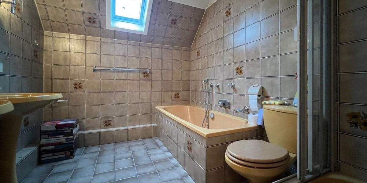 Reihenmittelhaus Glinde - 5 Zimmer, 98 m&sup2;, 385.000&euro; | Angebot:25678312