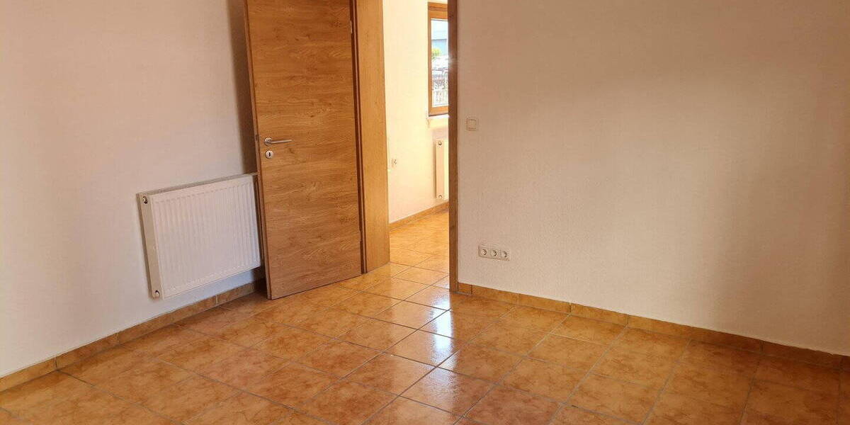 Einfamilienhaus Gelnhausen Hailer - 4 Zimmer, 180 m&sup2;, 2.250&euro; | Angebot:26870113