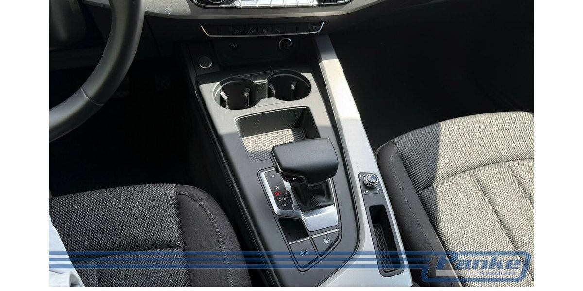 Audi A4 35 TDI Mild-Hybrid*Massage*LED*F+R-Cam* 79.709 km 23.780 &euro; Berlin 13187