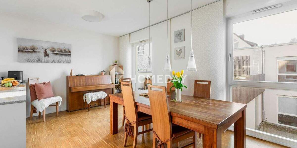 Wohnen mit Geschichte: Exklusive Eigentumswohnung im denkmalgeschützten Bestandsbau in Zell am Main 3 zimmer