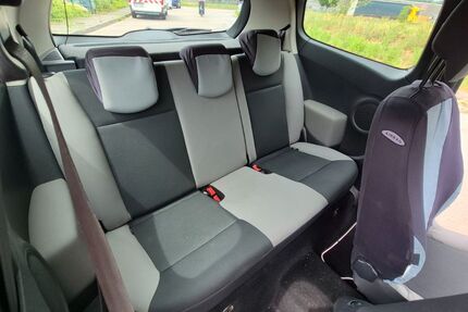 Renault Clio 17.000 km 2.900 &euro; saarbrücken 66115