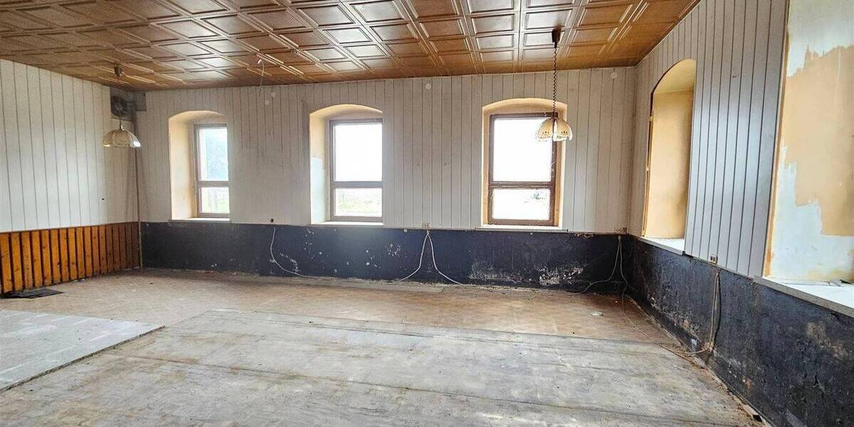 Mehrfamilienhaus, Wohnhaus Oderwitz Niederoderwitz - 1 Zimmer, 200 m&sup2;, 35.000&euro; | Angebot:26157391
