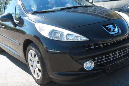 Peugeot 207 99.100 km 2.750 &euro; Rosenheim 83026