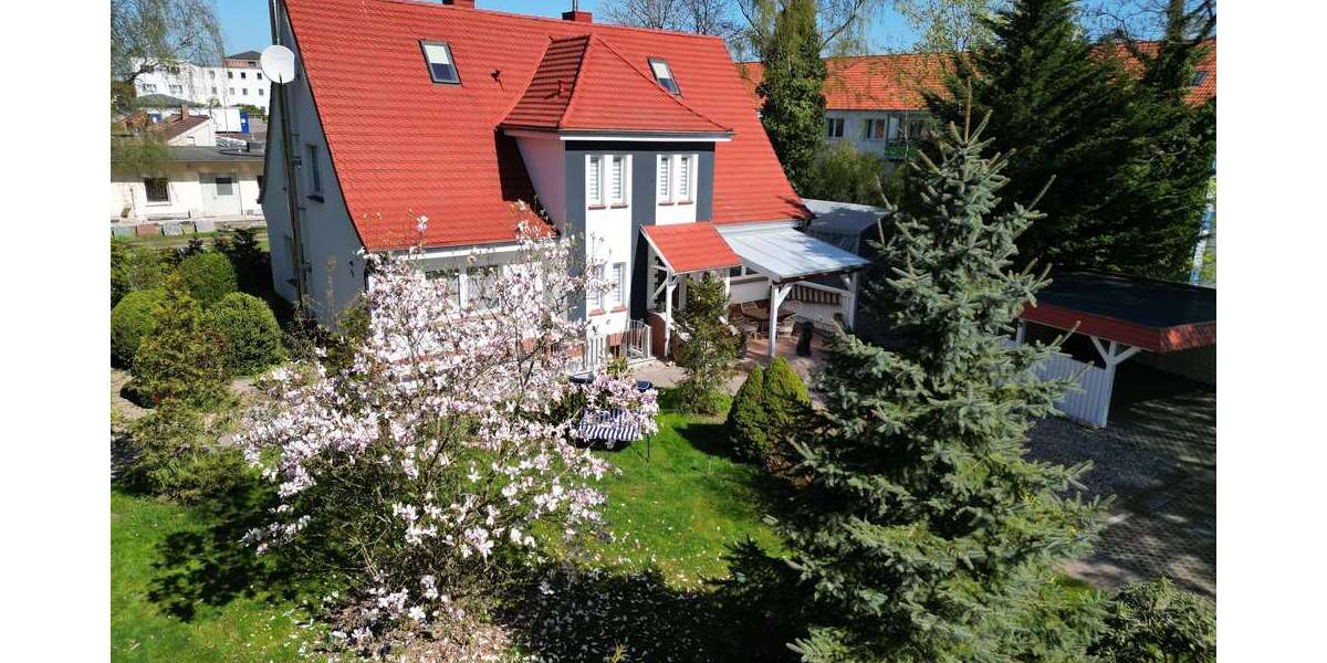 Einfamilienhaus Bützow - 9 Zimmer, 240 m&sup2;, 459.500&euro; | Angebot:26365159