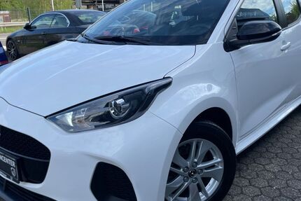 Mazda 2 Hybrid 13.000 km 18.990 &euro; Konz 54329