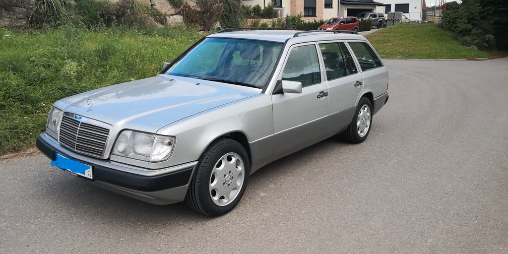 Mercedes-Benz E 220 275.553 km 9.950 € Ebhausen/Rotfelden 72224