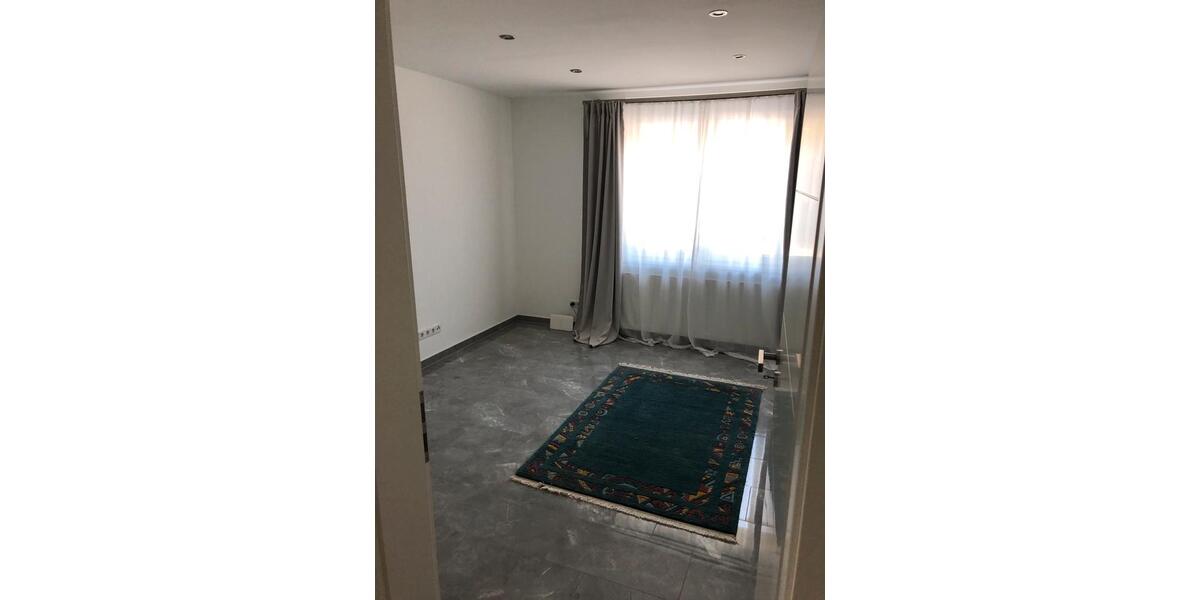 Einfamilienhaus Bad Lippspringe - 9 Zimmer, 236 m&sup2;, 499.000&euro; | Angebot:24693998