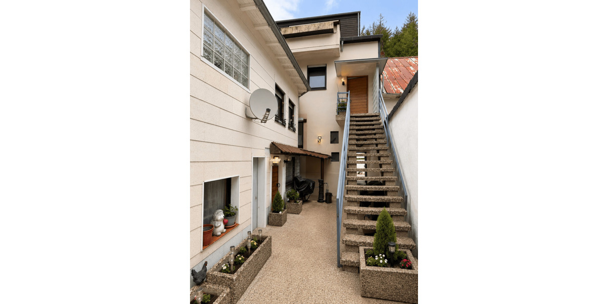 Mehrfamilienhaus, Wohnhaus Trier Biewer - 4 Zimmer, 135 m&sup2;, 175.000&euro; | Angebot:26886525