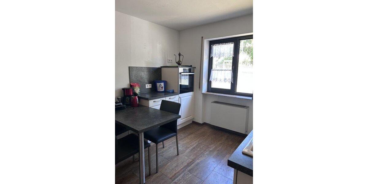 Einfamilienhaus Blieskastel - 12 Zimmer, 260 m&sup2;, 344.000&euro; | Angebot:27126800