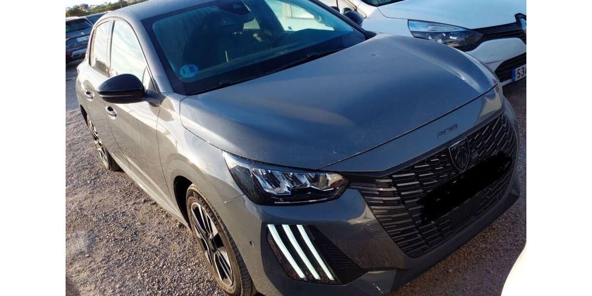 Peugeot 208 14.784 km 19.880 &euro; Rüsselsheim 65428