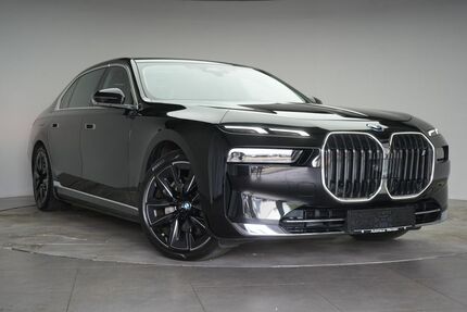 BMW i7 11.000 km 75.490 &euro; Braunschweig 38110