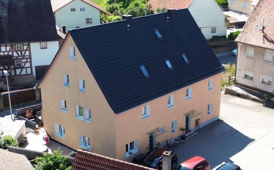 Wohnung zum Kaufen in Aurachtal 320.000 € 98 m²