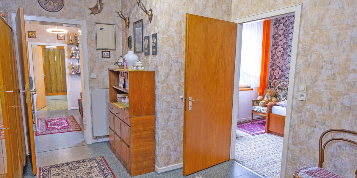 Reihenmittelhaus Moers Hülsdonk - 5 Zimmer, 126 m&sup2;, 250.000&euro; | Angebot:26733179