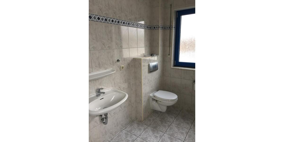 Einfamilienhaus Farnstädt - 10 Zimmer, 250 m&sup2;, 1.200.000&euro; | Angebot:24215047