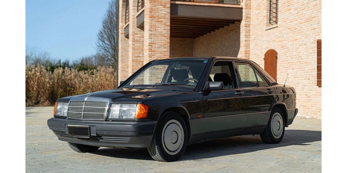 Mercedes-Benz 190 182.971 km 7.990 &euro; Düsseldorf 40476