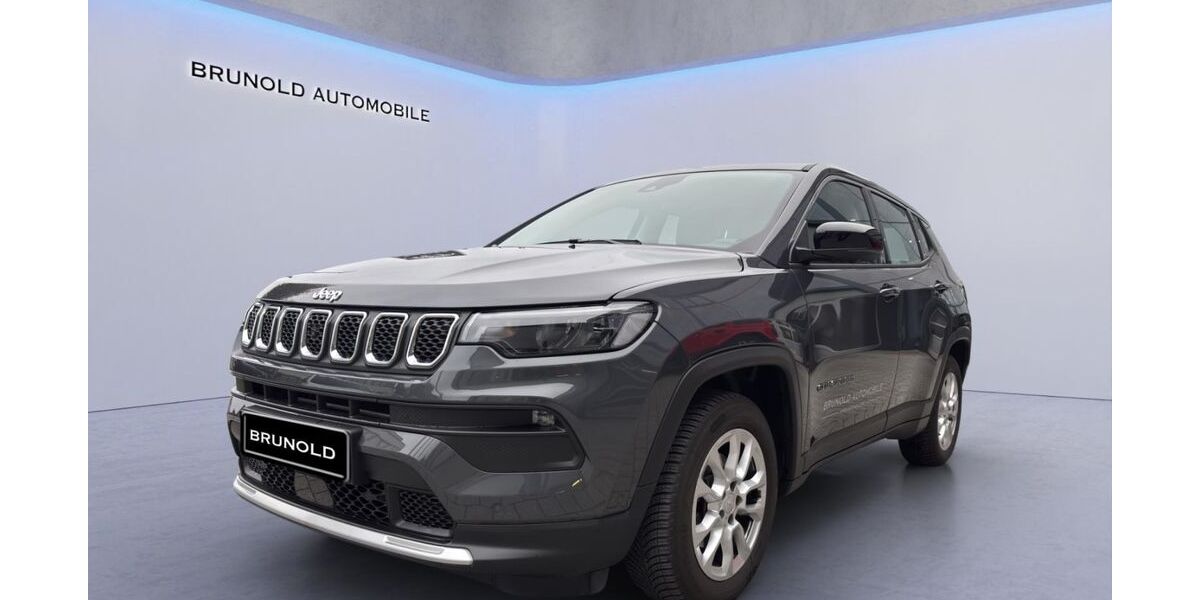 Jeep Compass 14.500 km 25.900 € Backnang 71522