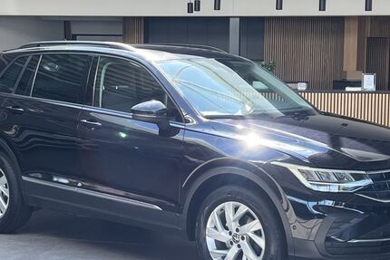 VW Tiguan 119.411 km 25.440 € Cadolzburg bei Nürnberg 90556