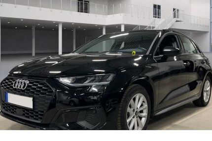 Audi A3 44.970 km 22.490 &euro; Wolfsburg 38440