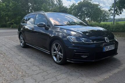 VW Golf 92.000 km 21.250 &euro; Neukirchen 09221