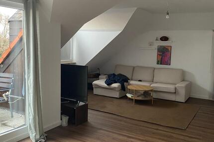 Großzügige Dachgeschosswohnung in Bad Homburg Ober-Eschbach 2 zimmer