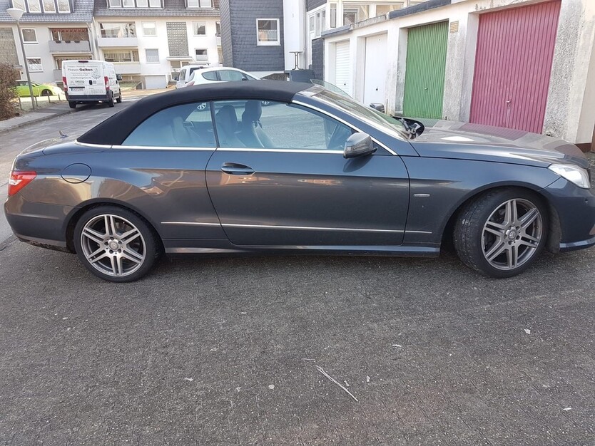 Mercedes-Benz E 200 82.200 km 16.000 € Wilhelmshaven 26382