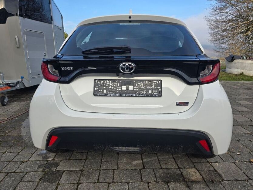 Yaris