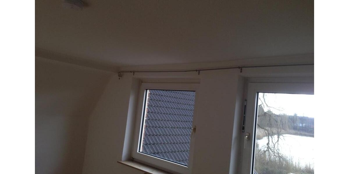 Dachgeschoßwohnung Lüneburg Ebensberg - 1.5 Zimmer, 30 m&sup2;, 380&euro; | Angebot:25784015