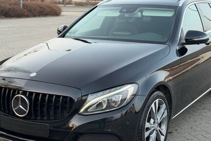 Mercedes-Benz C 250 279.936 km 9.499 &euro; Neustrelitz 17235