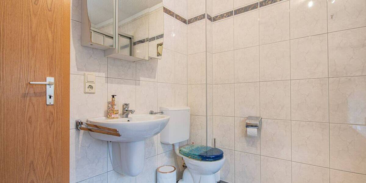 Reihenmittelhaus Waldshut-Tiengen Waldshut - 6 Zimmer, 153 m&sup2;, 429.000&euro; | Angebot:25928945