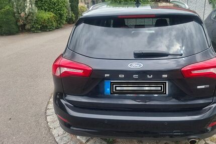 Ford Focus 97.200 km 10.000 &euro; Hüfingen 78183