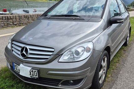 Mercedes-Benz B 200 211.000 km 2.100 &euro; Niederheimbach 55413