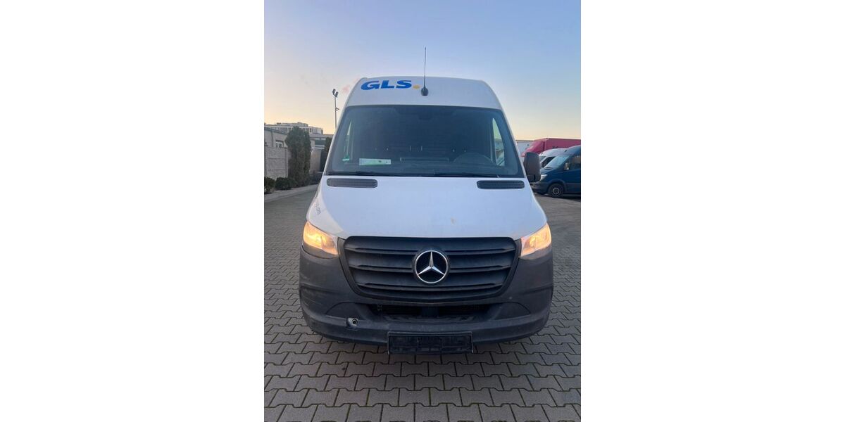 Mercedes-Benz Sprinter 216.000 km 13.950 € Mannheim 68309