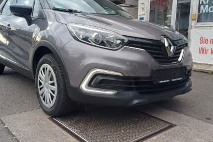 Renault Captur 74.500 km 9.890 &euro; Tettnang 88069