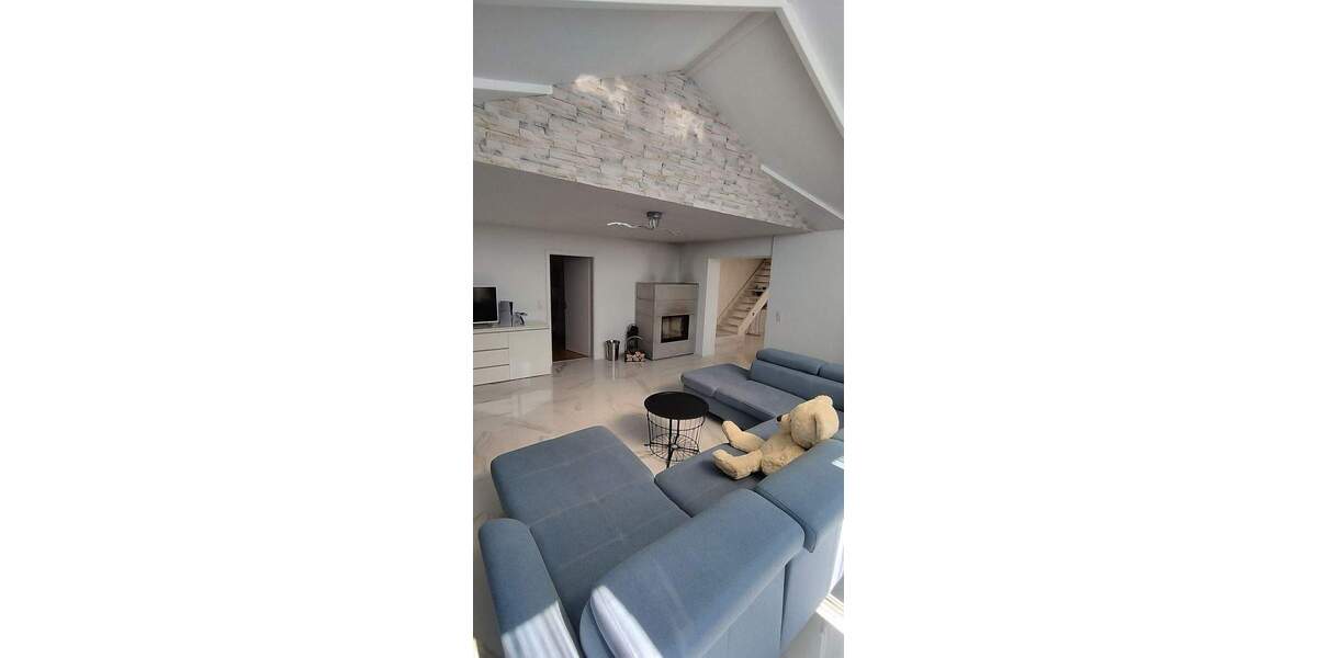 Modernes Mehrfamilienhaus in ruhiger Lage - teilsaniert 1 zimmer