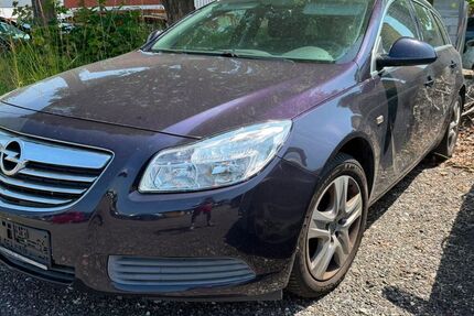 Opel Insignia 255.000 km 1.480 &euro; Rendsburg 24768