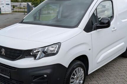 Peugeot Partner 68.600 km 11.690 &euro; Lage 32791