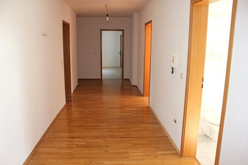 Wohnen im Grünen - schöne ruhige 3-Zimmer-Erdgeschoßwohnung