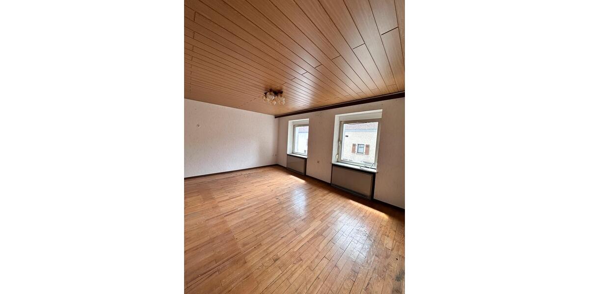 Reihenhaus Rehlingen-Siersburg Siersburg - 5 Zimmer, 200 m&sup2;, 89.000&euro; | Angebot:27010133