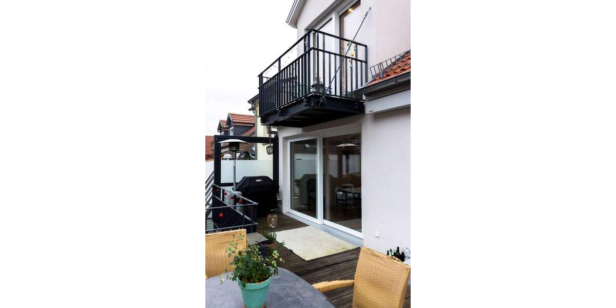 Handschuhsheim - kernsanierte Altbau-Maisonette mit Kamin, Terrasse und besonderem Grundriss 5 zimmer