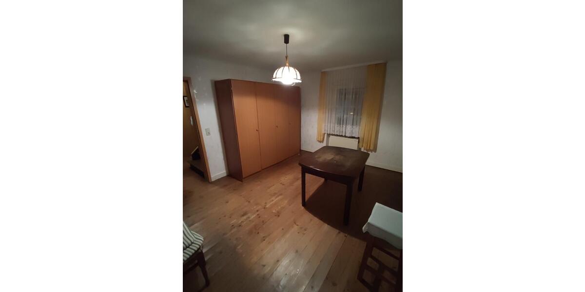 WG Zimmer in 4er WG Erstbezug 7 zimmer