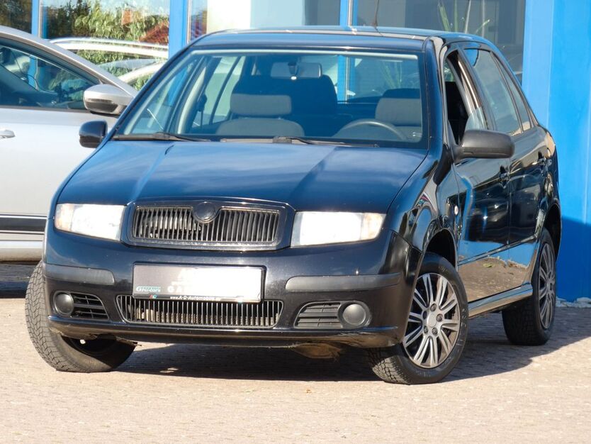 Skoda Fabia 172.500 km 2.490 € Marienmünster 37696