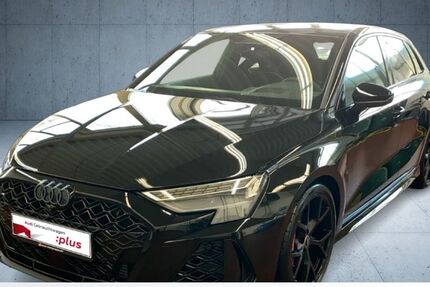 Audi RS3 9.900 km 69.980 &euro; Saal a.d. Donau 93342