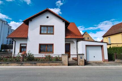 Haus Neuendettelsau - 6 Zimmer, 124 m&sup2;, 300.000&euro; | Angebot:26820734
